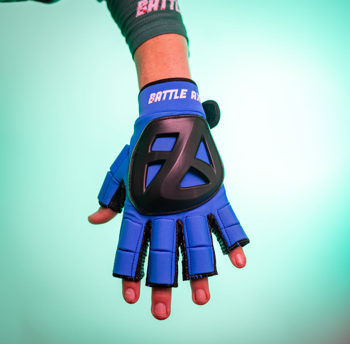 Battle Axe Knuckle Duster